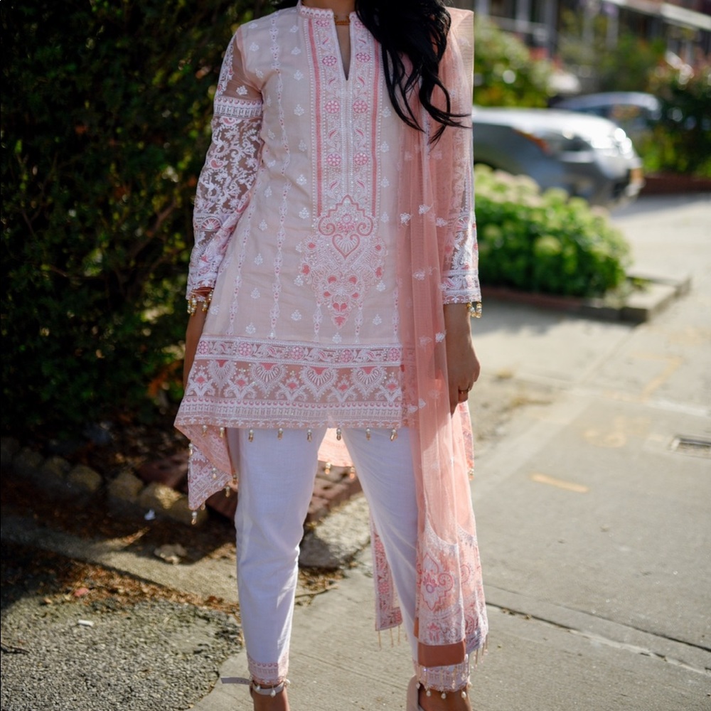 Custom Salwar Kameez pakistani style